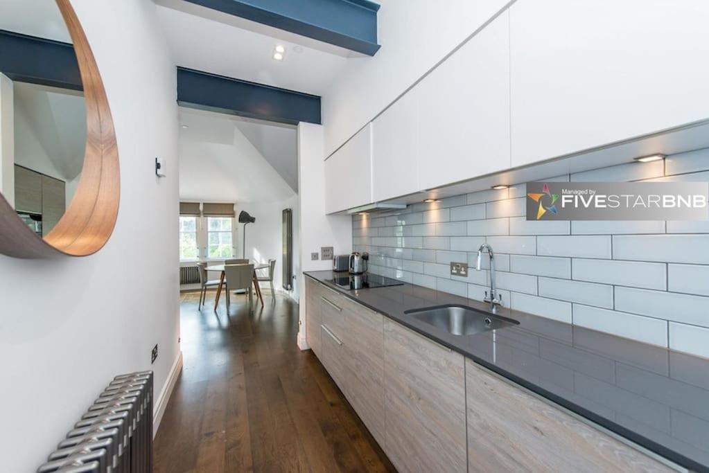 Cool Urban Apartment With Stunning Castle Views Edinburgh Luaran gambar