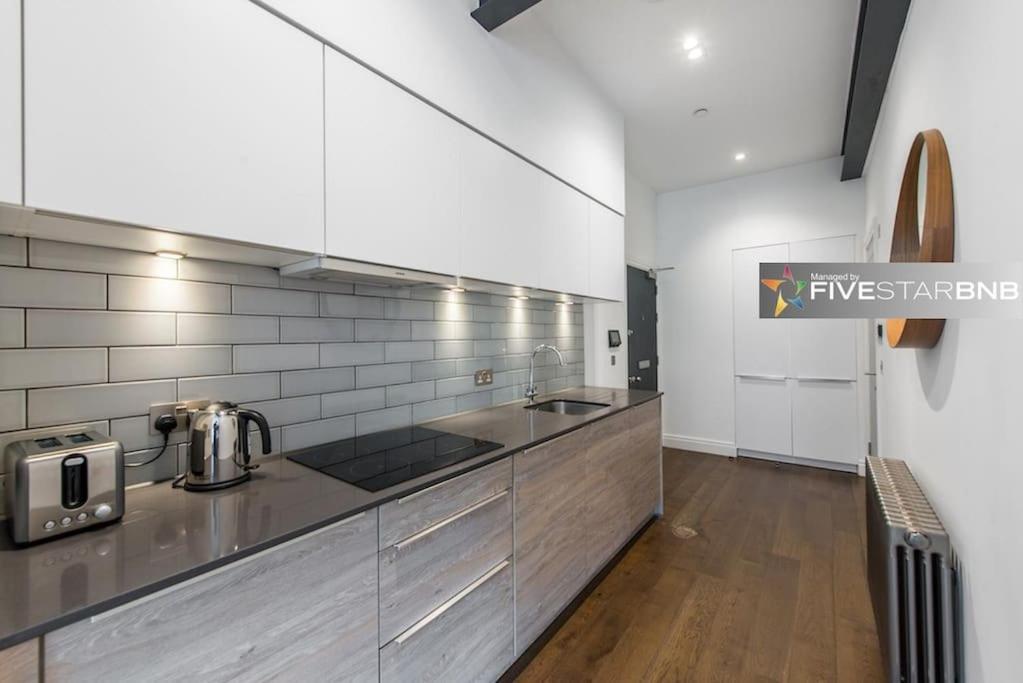 Cool Urban Apartment With Stunning Castle Views Edinburgh Luaran gambar